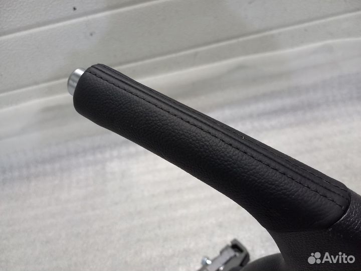 Рычаг стояночного тормоза Kia Ceed 3 CD