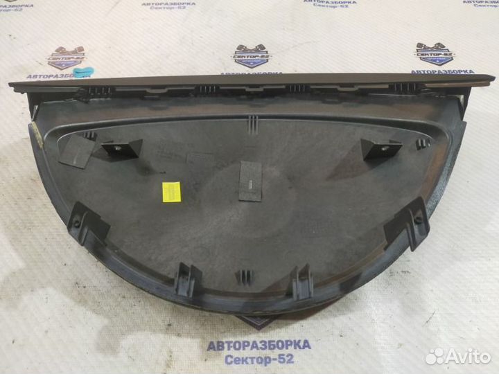 Накладка панели приборов Volkswagen Touareg 1