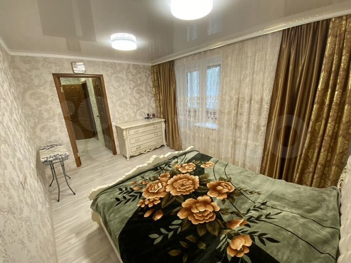 2-к. квартира, 60 м², 1/9 эт.