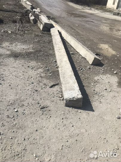 Бетонные столбы