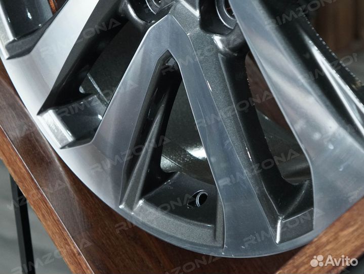Литые диски TLC200 R20 для Toyota. Ндс