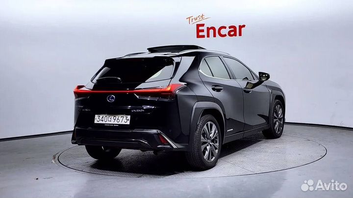 Lexus UX 2.0 CVT, 2020, 30 170 км