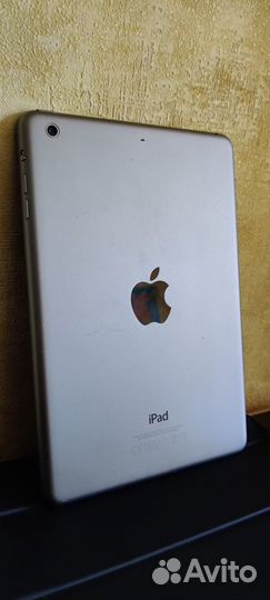 Планшет iPad 2 mini