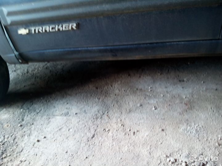 Suzuki Grand Vitara 2.0 AT, 1999, битый, 100 000 км