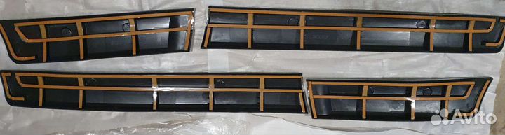 Молдинги дверей Land Cruiser 200