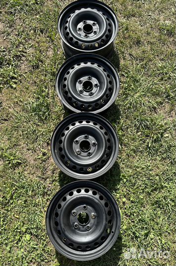 Штампованные диски r15