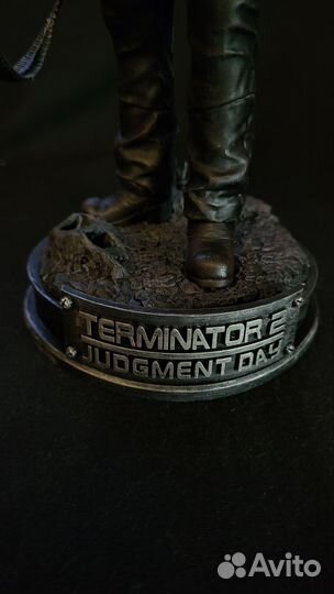 Фигурка Terminator 2 Judgment Day 29см