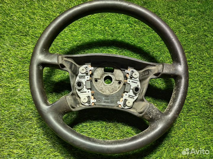 Рулевое колесо Skoda Fabia I