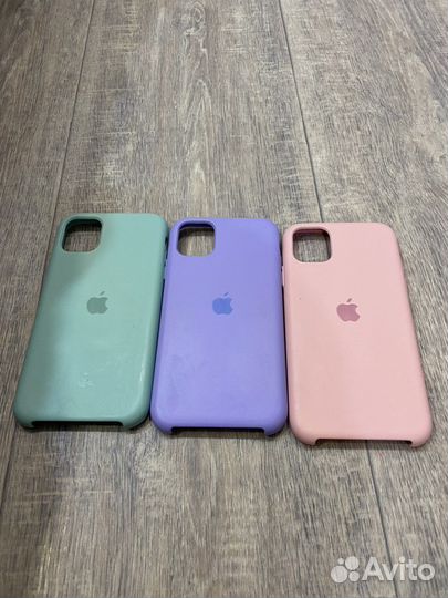 Чехол на iPhone 11