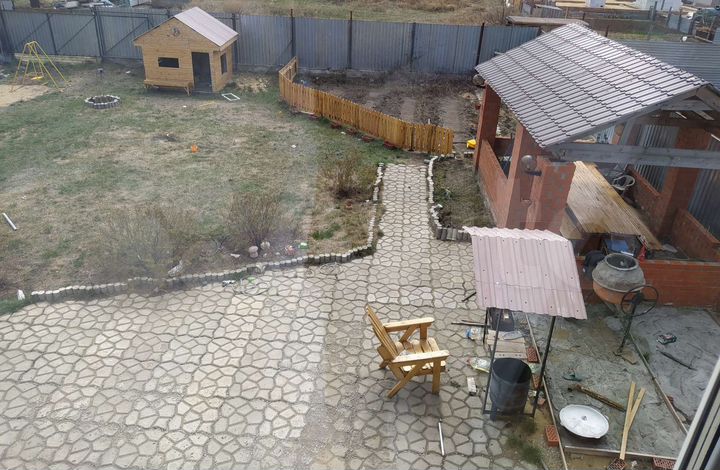 Дом 242 м² на участке 10 сот.