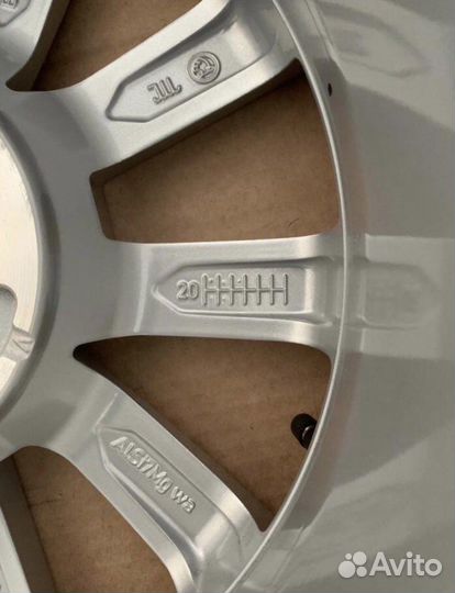 Новые литые диски Skoda Rapid R15 (дизайн Alaris)