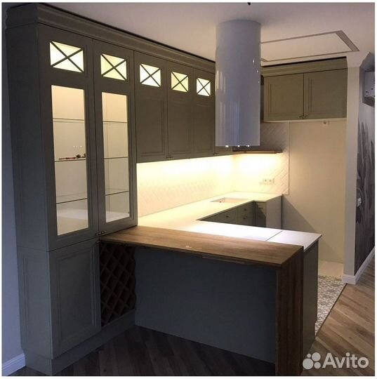 Кухонный гарнитур классика