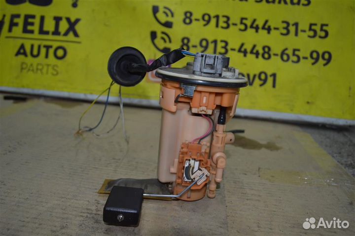 Насос топливный электрический Toyota Wish (zne10)