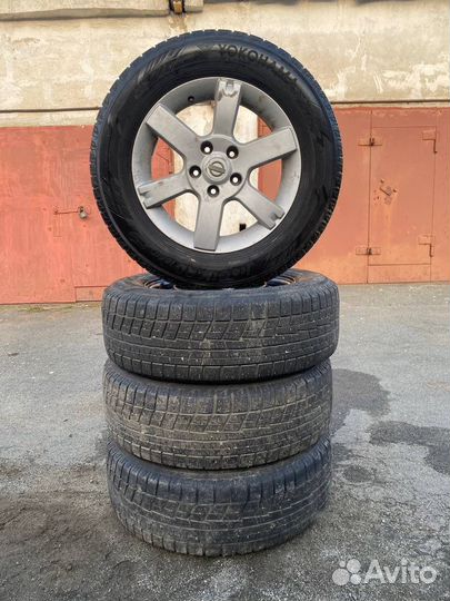Колеса зимние Yokohama Ice Guard 215/65/R16 Nissan