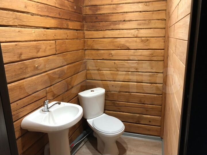 Дом 165 м² на участке 6 сот.