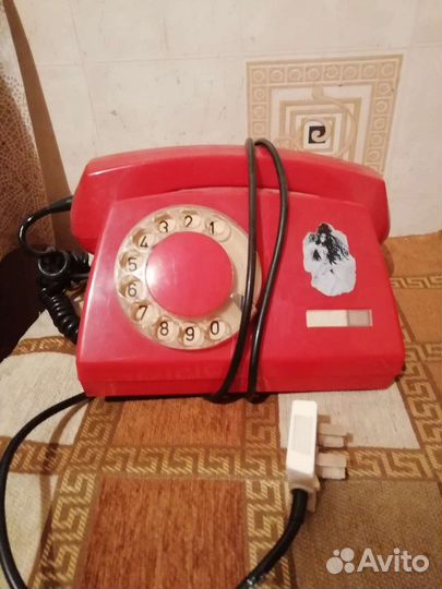 Старый телефон СССР