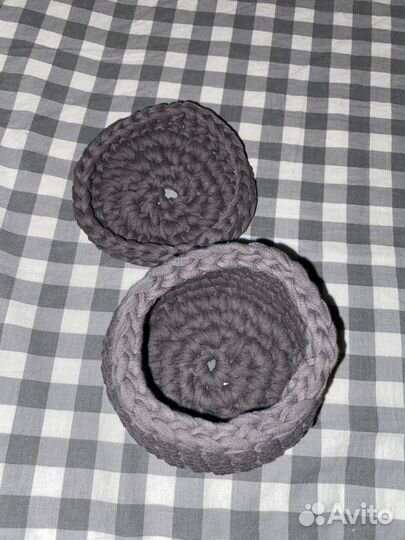 Вязанная корзина