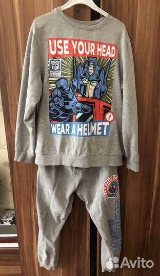 Спортивный костюм на мальчика 152