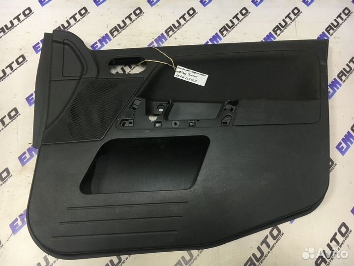 Обшивка двери передней правой Форд Фьюжен