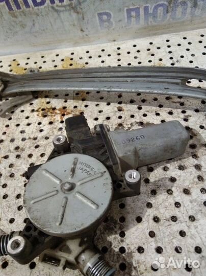 Стеклоподъемник передний правый Honda Accord VII(7