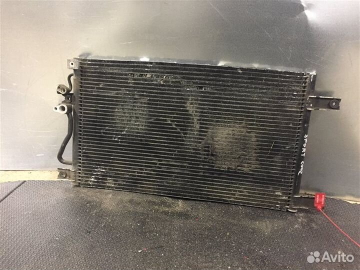 Радиатор кондиционера Mitsubishi Pajero 3.2 2008