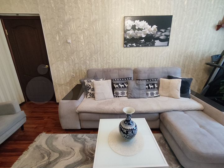 2-к. квартира, 56,2 м², 11/17 эт.