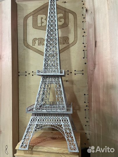 Фигурка из дерева,Эйфелева башня