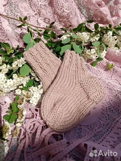 Носки вязаные для новорожденного