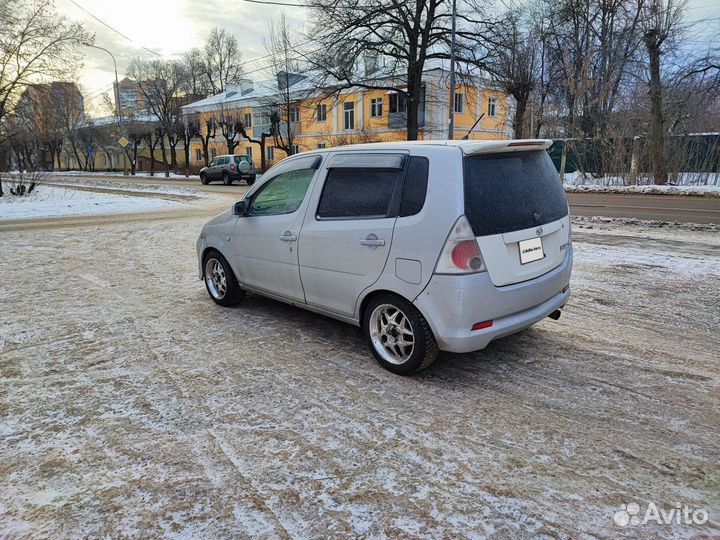 Daihatsu YRV 1.3 AT, 2001, 176 000 км