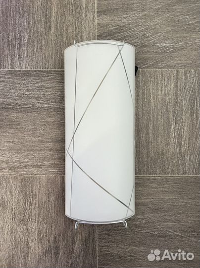 Светильник настенный на 2 лампы