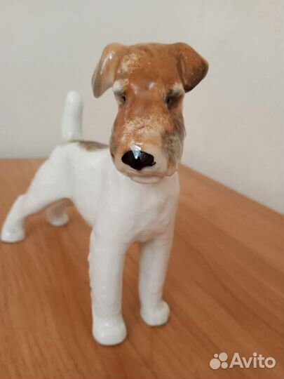 Статуэтка фарфор