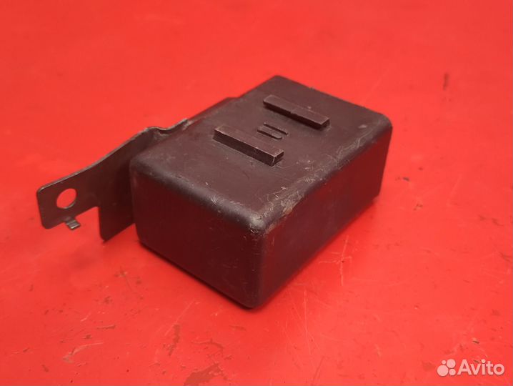 Реле света салона Terrano 2 R20 1993-1996
