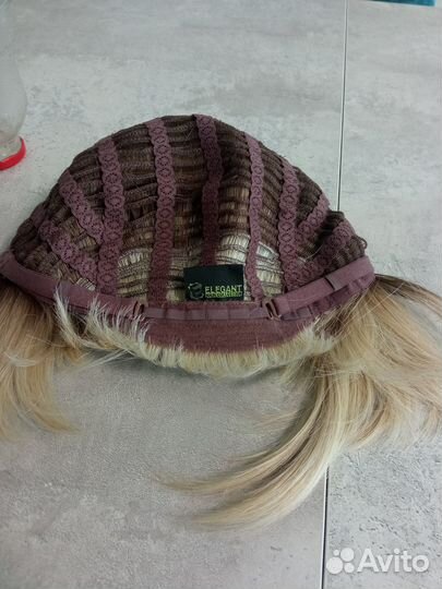 Парик женский