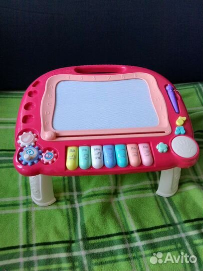 Развивающий стол