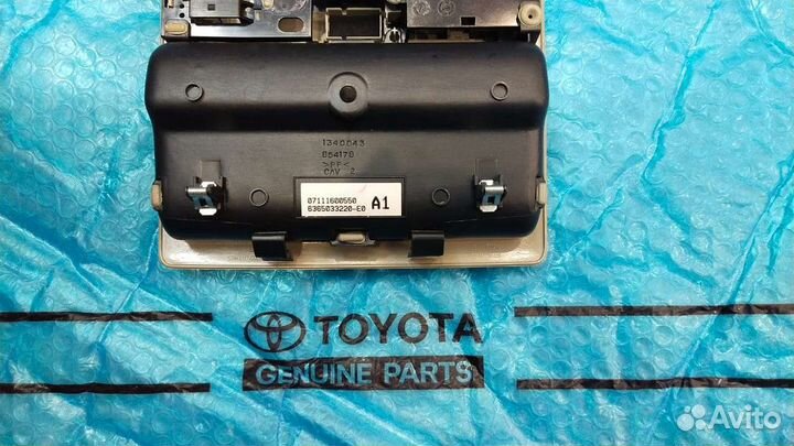 Плафон салона Камри 40 Новый