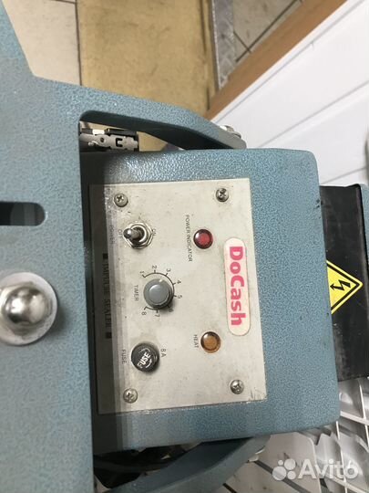 Безвакуумный упаковщик б/у DoCash 2035