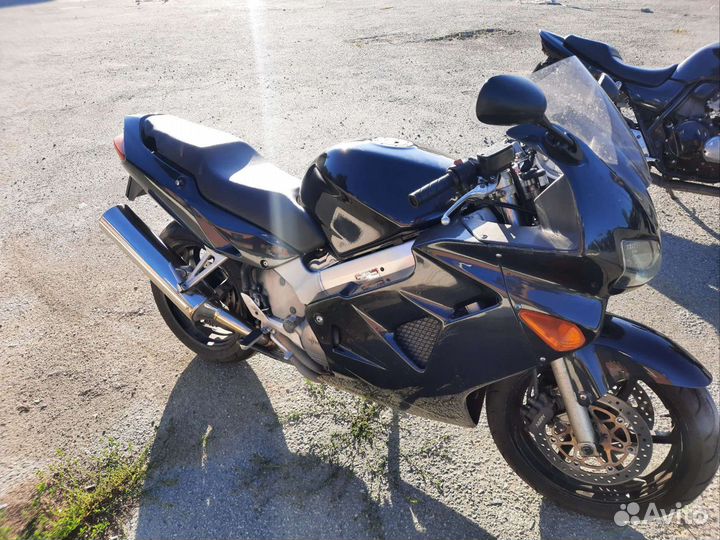Honda VFR 800
