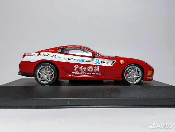 Модель 1/43 Ferrari F599 GTB Panamerican 2006, IXO