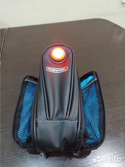 Велосумка подседельная с фонарём, новая