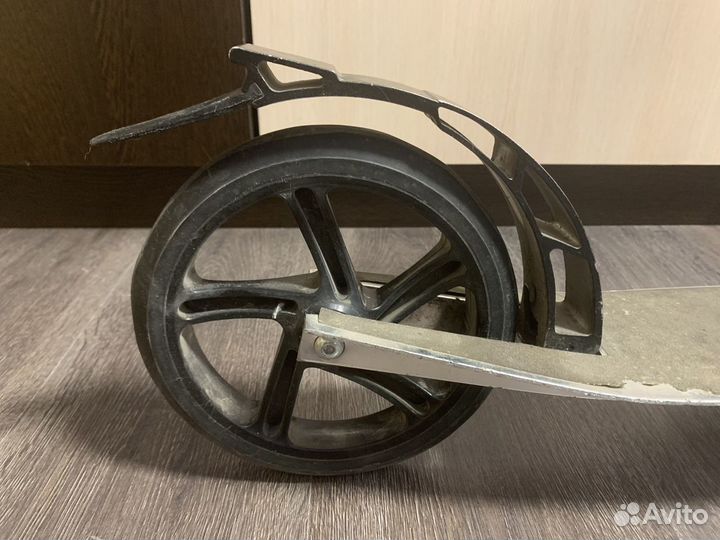 Самокат Roces 200