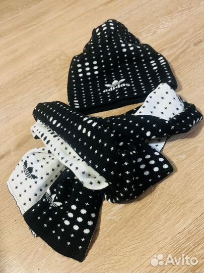 Шапка и шарф Адидас