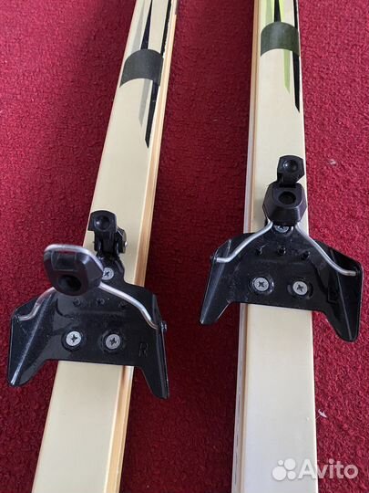 Беговые лыжи