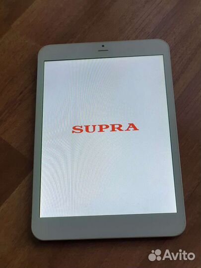 Планшет Supra M847g