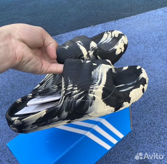 Шлепки adidas adilette