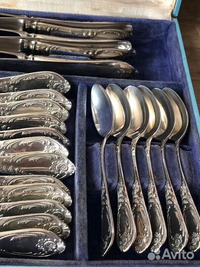 Набор столовых приборов мельхиор