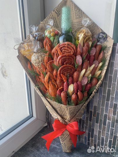 Съедобные букеты мужские с закусками