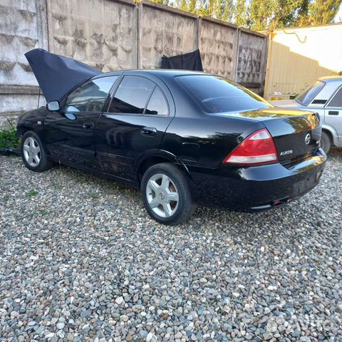 Задняя правая дверь Nissan Almeria classic