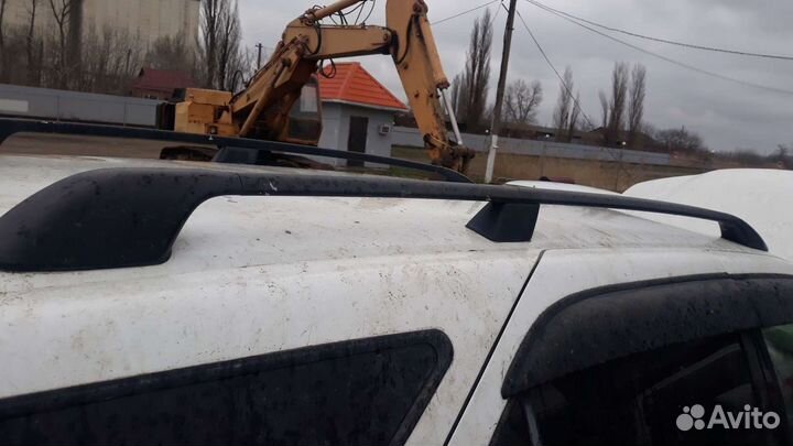 Рейлинги крыши Nissan R nessa