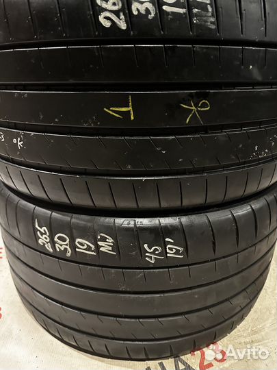 Michelin Pilot Sport 4 S 245/35 R19 и 265/30 R19 93Y