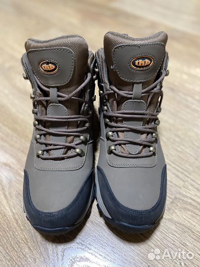 Ботинки трекинговые